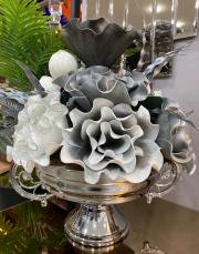 zamak kulp ayaklı çiçek aranjmanı gümüş